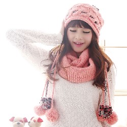 韓国風 可愛い ファッション ボンボン付き 帽子 レディス 秋冬